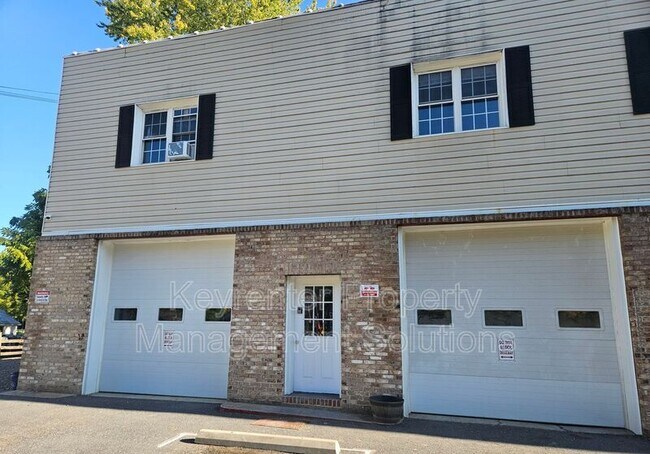 Building Photo - 3891 Churchville Ave