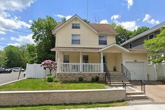 Building Photo - 15 Terrace Ave