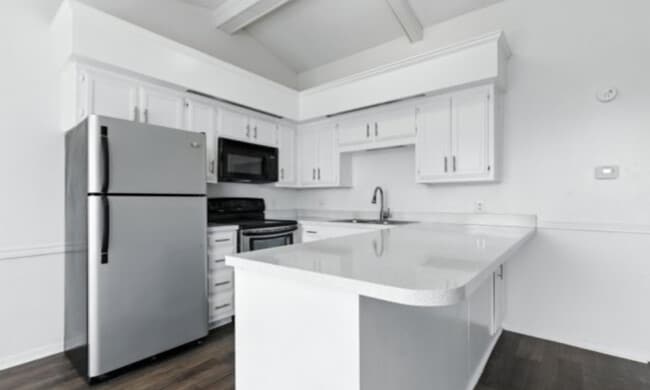 Building Photo - Westwind Manor