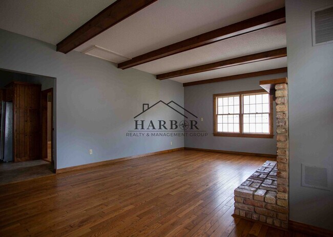 Foto del edificio - 825 6th Ave SW