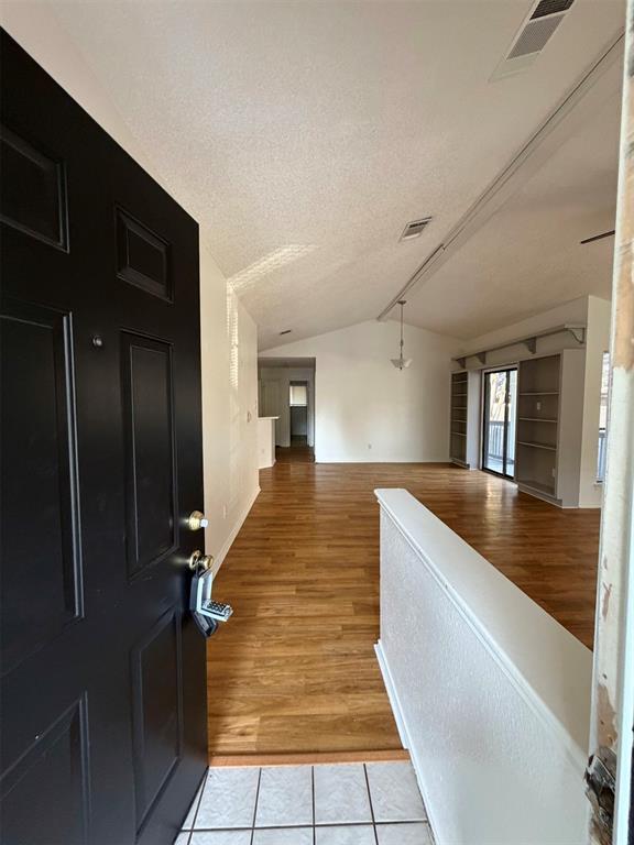Foto del edificio - 12021 Shady Springs Rd