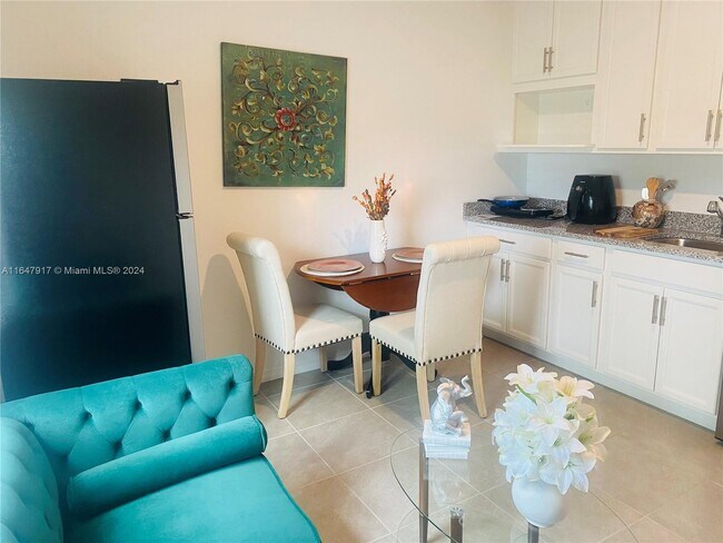 Foto del edificio - 475 SW Jeanne Ave