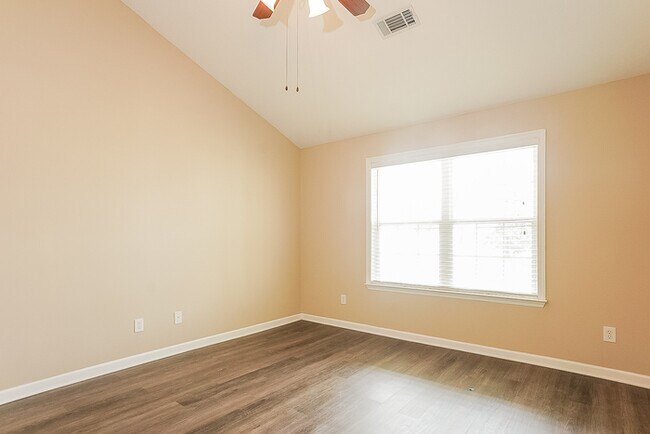 Building Photo - Charming 4 bedroom in Grovetown, GA!