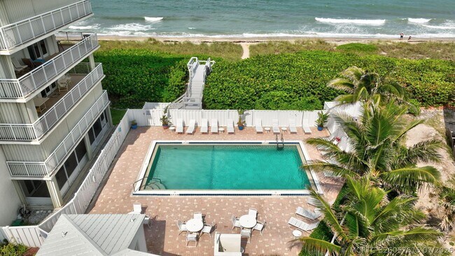 Building Photo - 10980 S Ocean Dr