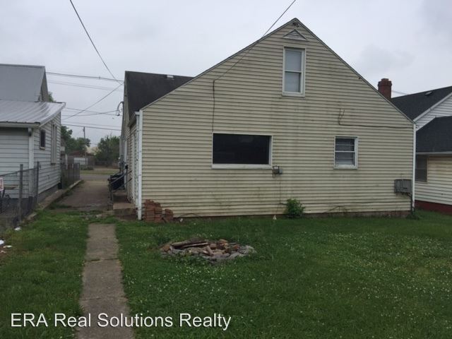 Primary Photo - 358 Logan St