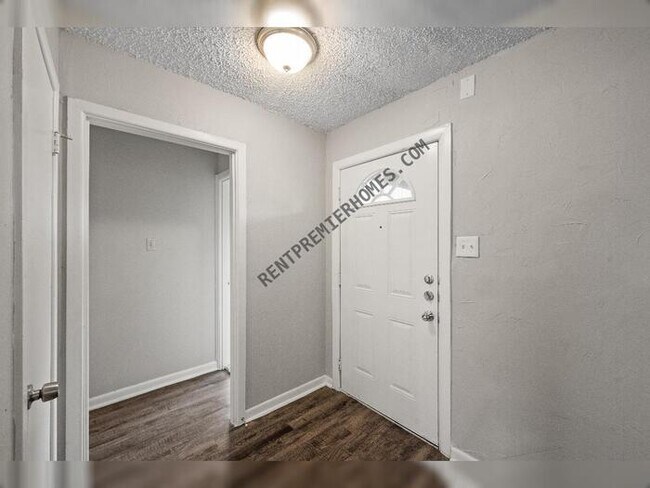 Foto del edificio - 5413 Odessa Ave