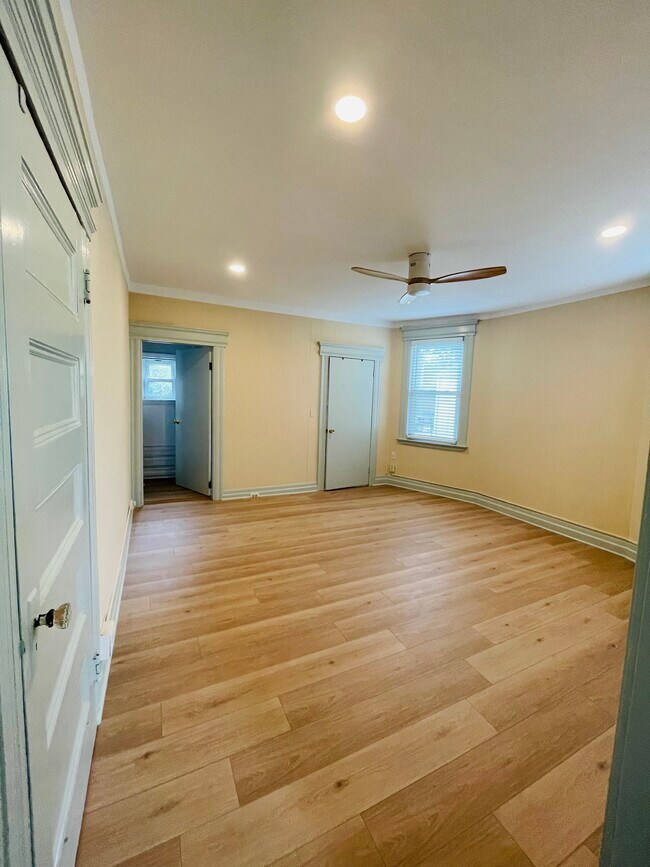 Foto del edificio - 107 Glen Ridge Ave
