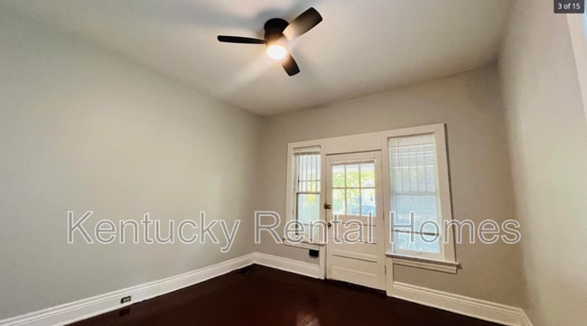 Foto del edificio - 445 Davidson Ct