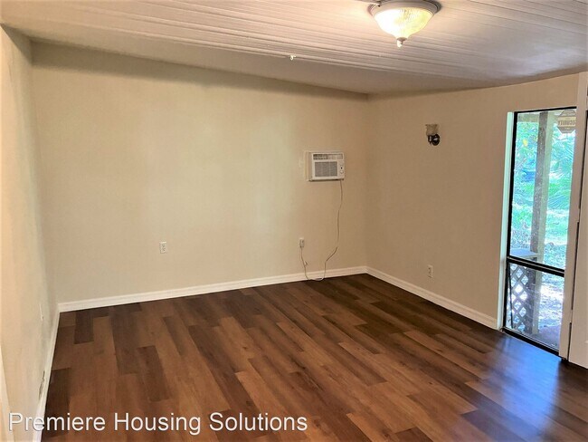 Building Photo - 4 br, 1 bath House - 4839 SW 118th Ave