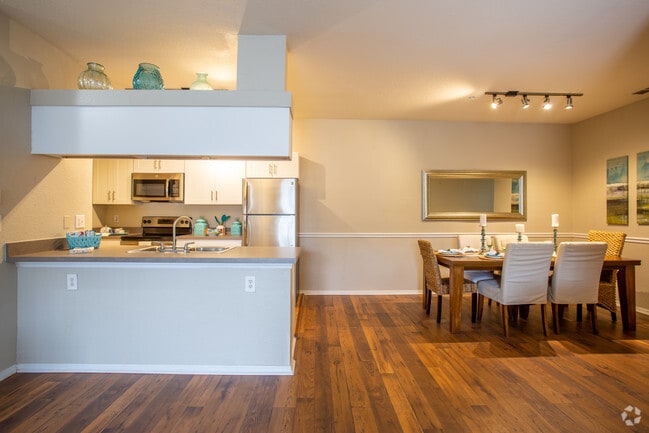 Interior Photo - Promenade at Tampa Palms