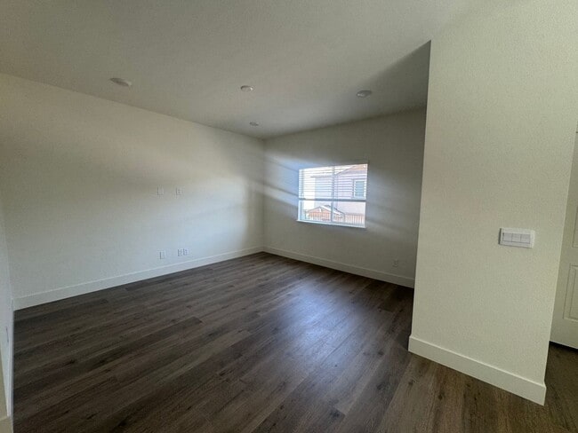 Building Photo - Brand New 3 Bed / 2.5 Bath Home for Rent –...