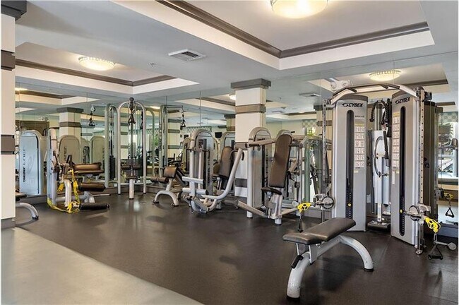Foto del edificio - 2421 NE 65th St