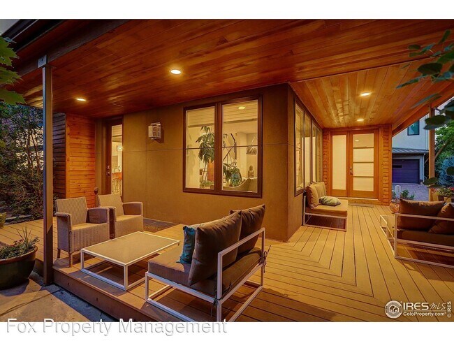 Building Photo - 4 br, 4.5 bath House - 3963 Springleaf Lane