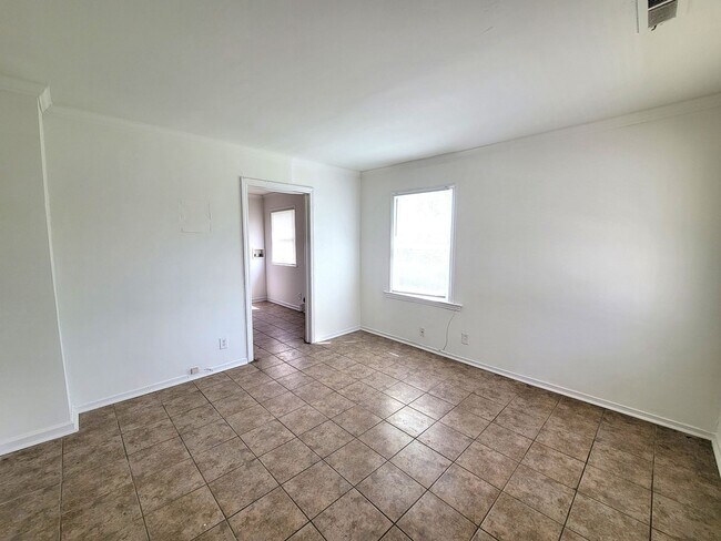 Foto del edificio - Adorable 2-bedroom ready now!