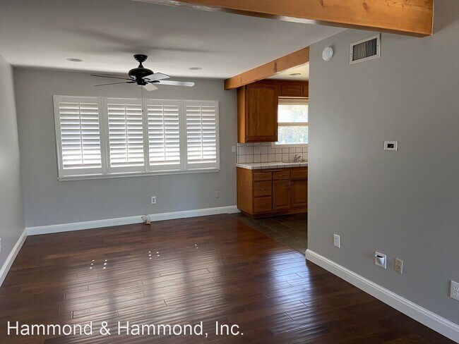 Building Photo - 3 br, 2 bath House - 20401 Lassen St.