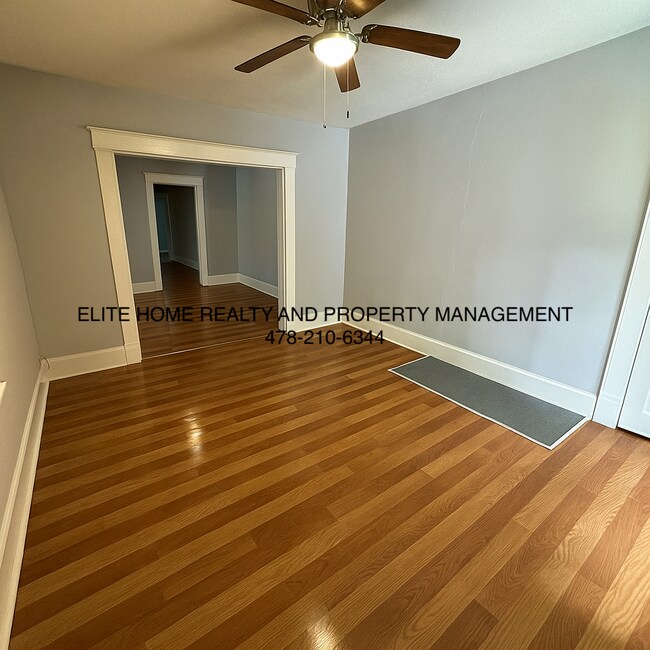 Building Photo - 1349 Holt Ave