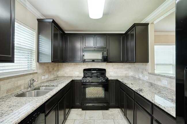 Foto del edificio - 4201 Creede Dr