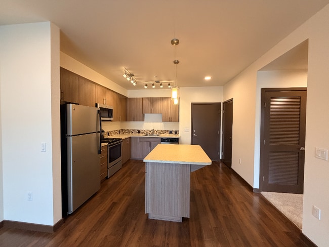 Foto del edificio - 580 8th Ave NE