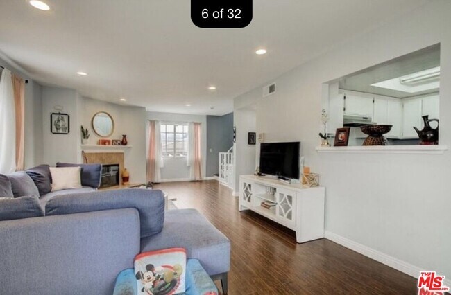 Foto del edificio - 4843 W 118th Pl