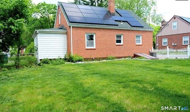 Foto del edificio - 122 Oberlin Rd