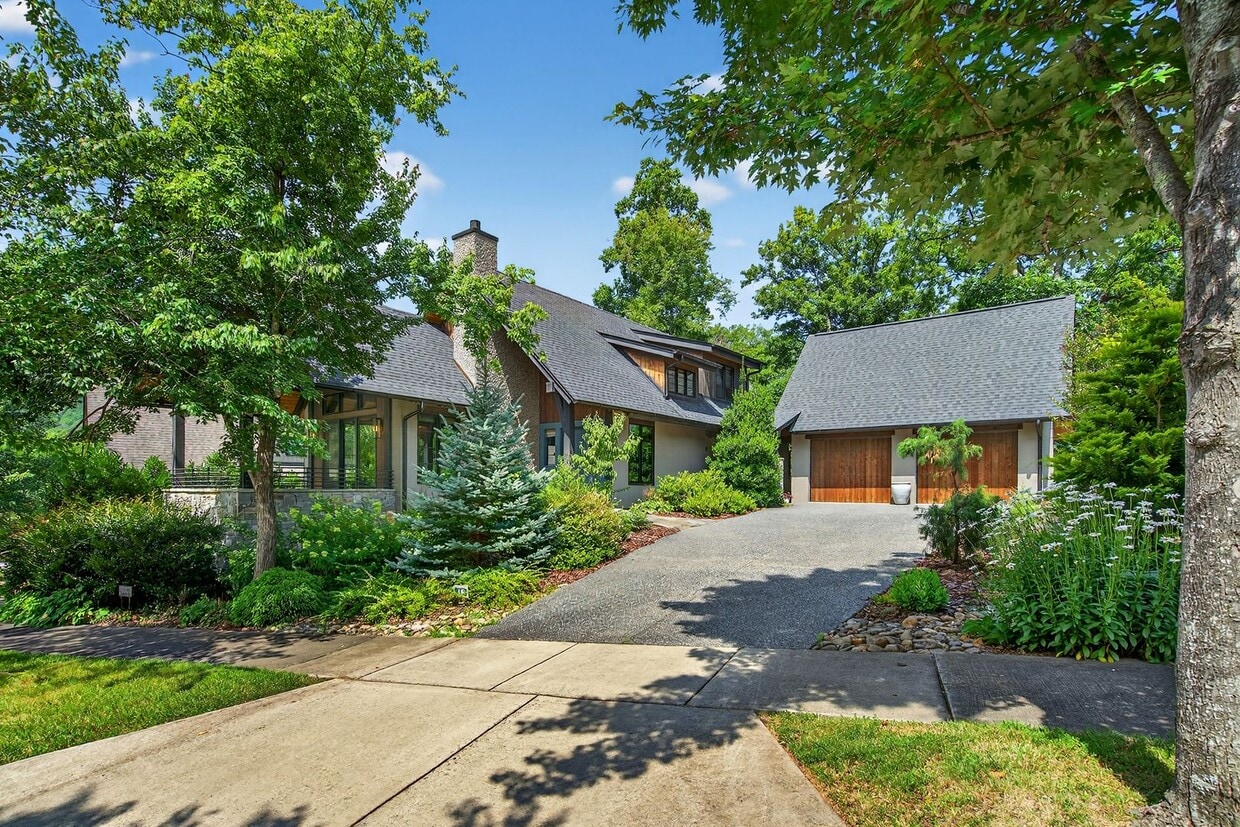 Primary Photo - Stunning Luxury Home in the Village of Che...