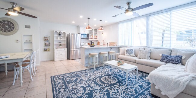 Foto del edificio - 4880 Sandyland Rd