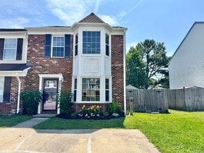 Building Photo - 5168 Settlers Park Dr