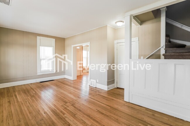 Foto del edificio - 4215 Grant St