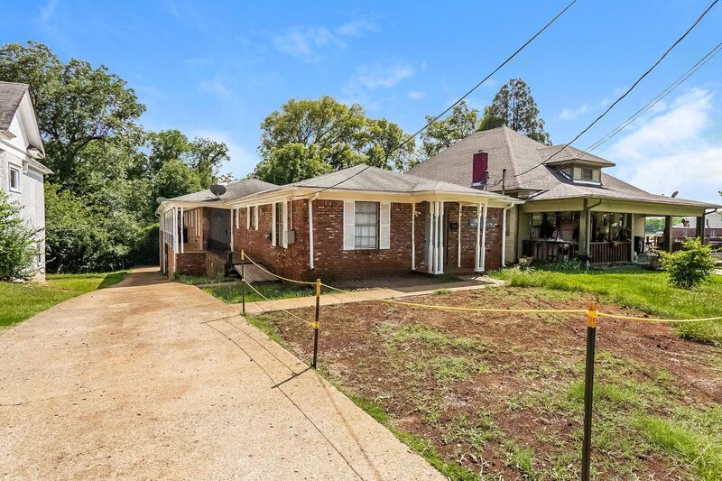Primary Photo - 6 80th St S