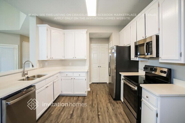 Foto del edificio - 934 Plantation Dr