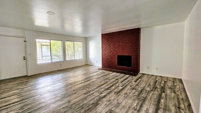 Building Photo - 15508 WILLIAMS ST UNIT N TUSTIN 92780(3 BE...