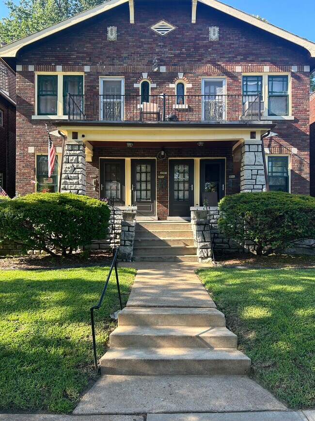 Building Photo - 3764 Dunnica Ave