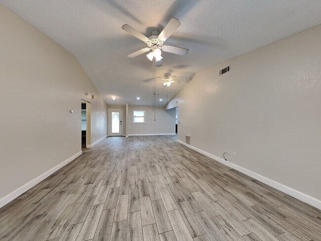 Foto del edificio - 2820 Abington Ave