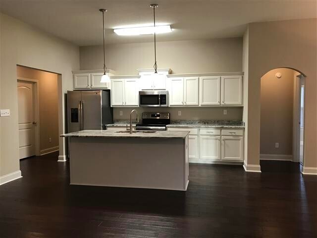 Foto del edificio - 4 BR/2 BA in Cherry Tree Park S/D in Southaven in Desoto Central School District!