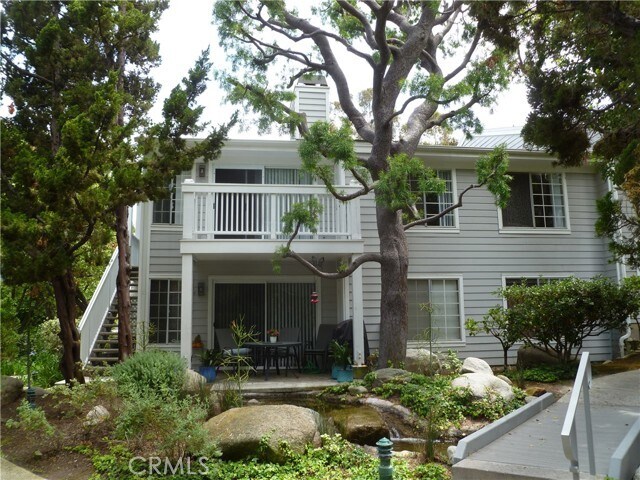 Primary Photo - 1272 W Park Western Dr