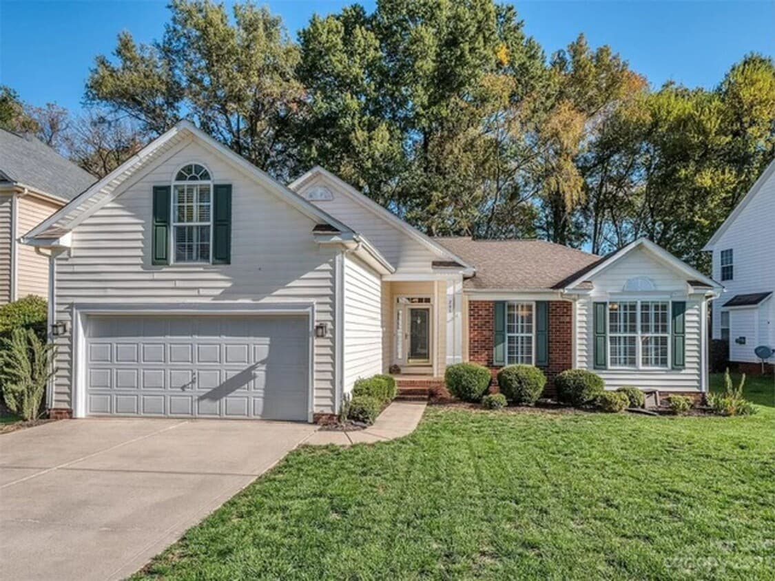 Primary Photo - Partially Furnished Home for Rent