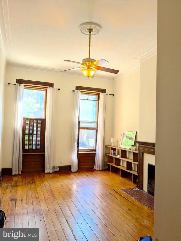 Building Photo - 1713 Green St