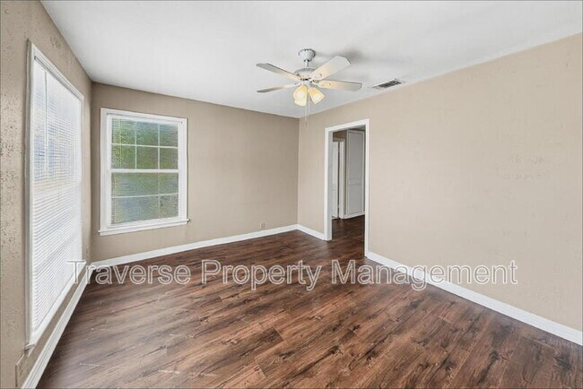 Foto del edificio - 1409 Oliver St