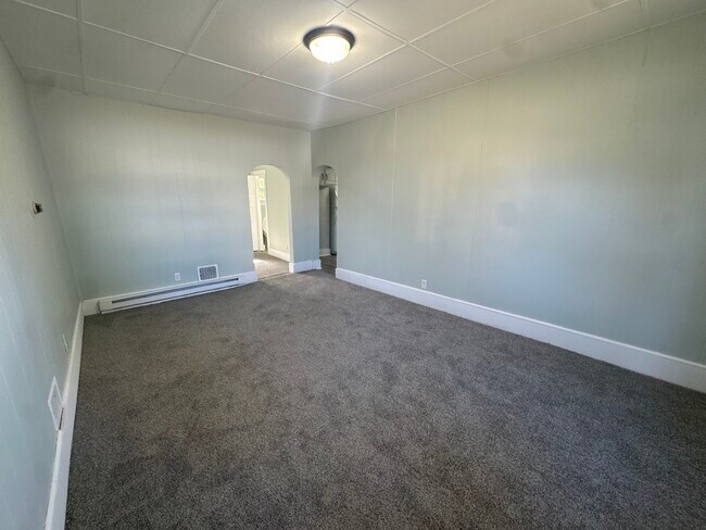 Foto del edificio - 1303 S Main St