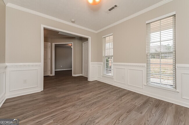 Foto del edificio - 604 Longstreet Ln