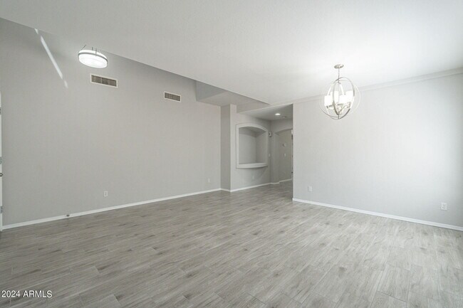 Foto del edificio - 6326 W El Cortez Pl