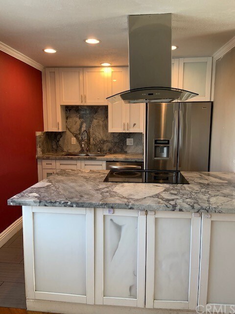 Foto del edificio - 21662 Brookhurst St