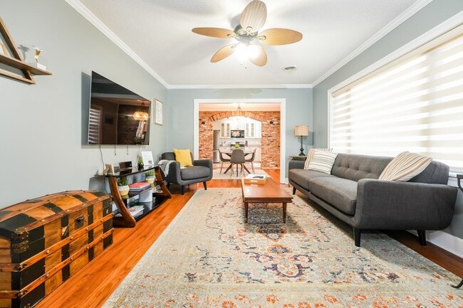 Photo - 3 Bedroom 2 Bathroom in Morningside of Park Circle House