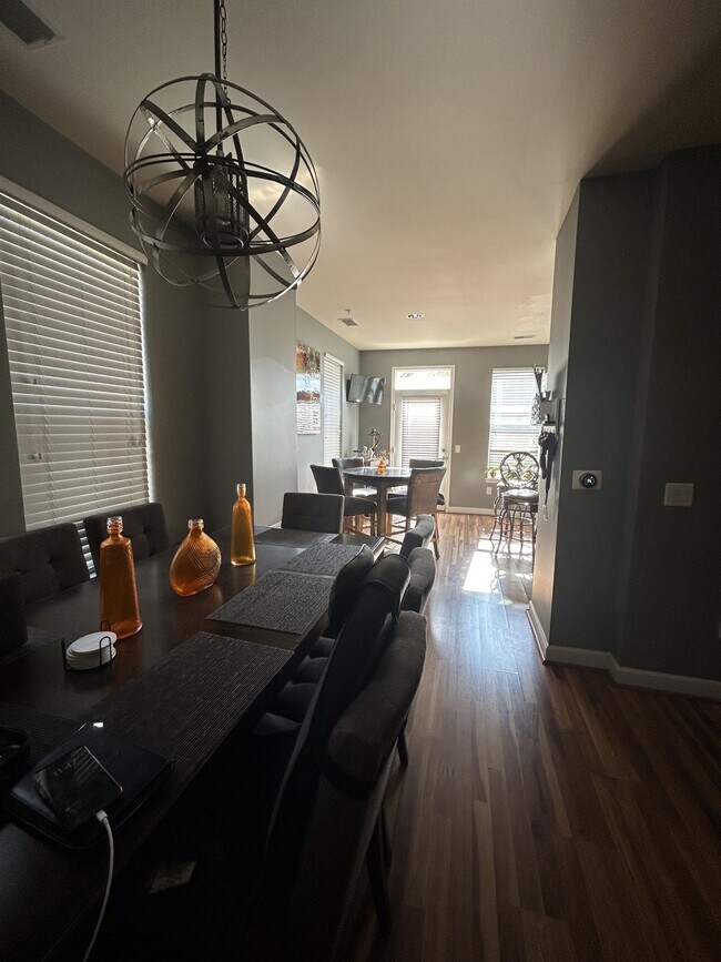 Foto del edificio - 2524 Sheridan Rd SE