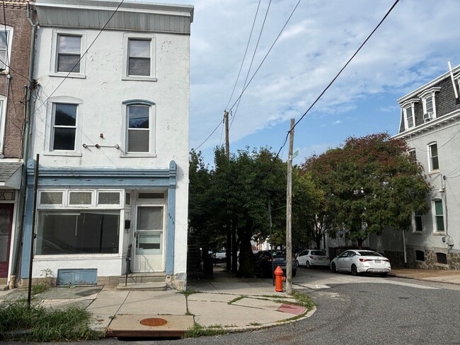 Photo - 3916 Terrace Street House