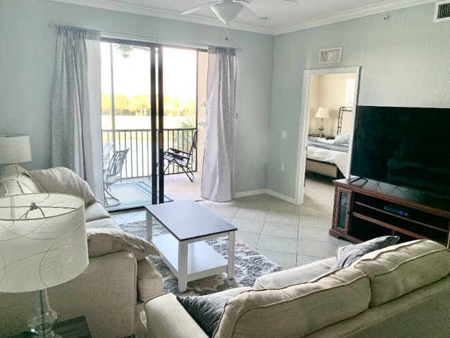 Foto del edificio - 7015 River Hammock Dr