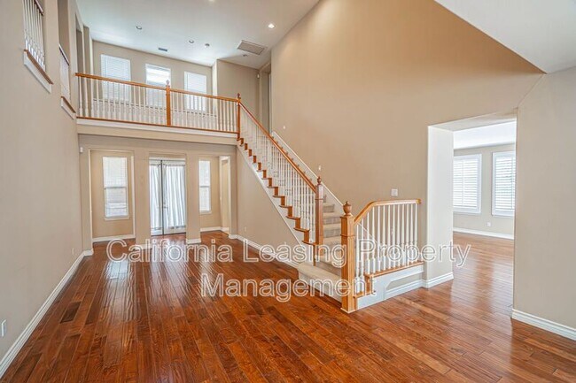 Foto del edificio - 23902 Lakeside Rd