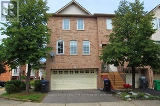 Building Photo - 80 Acorn Pl
