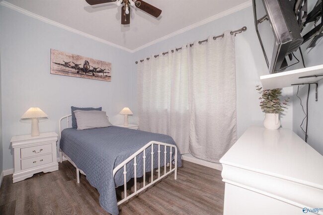 Foto del edificio - 3387 Cedar Ln