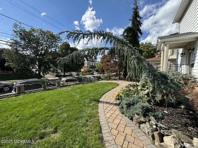 Building Photo - 245-247-247 Montclair Ave